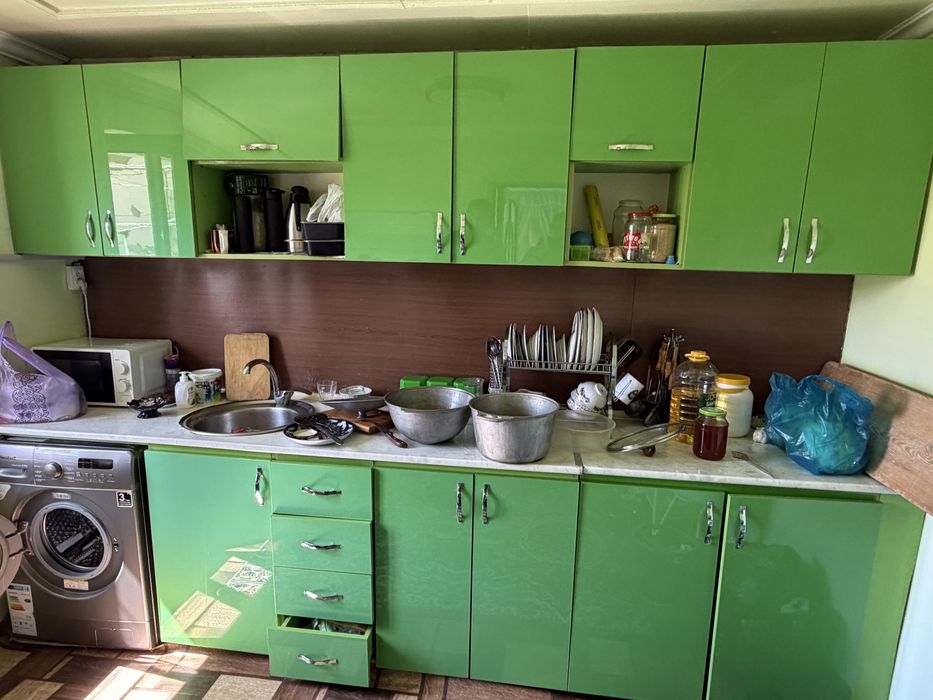 Ошхона мебео сотилади