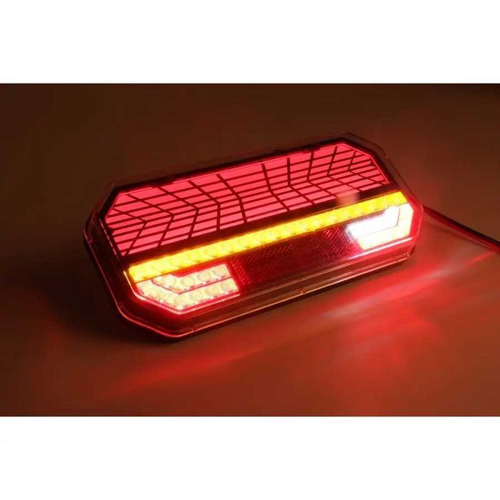 lampă stop iveco sprinter daf man  duba spate led neon  kamar  l2422