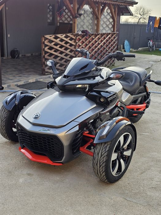 Can-am spyder F3