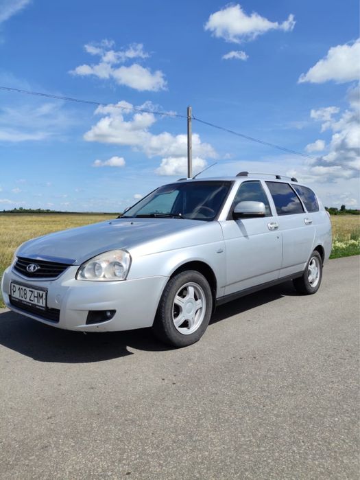 Продам Lada Priora Универсал (ВАЗ-2171), 2012 год