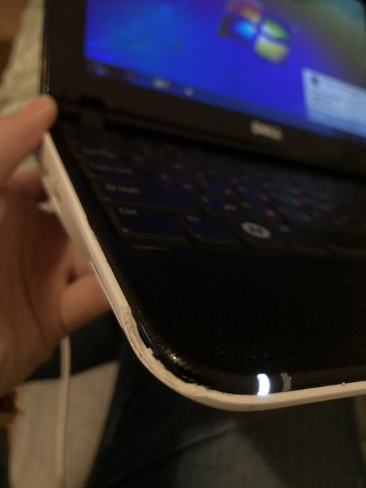 Лаптоп Dell inspiron mini