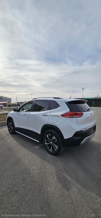 Tracker Premier сотилади