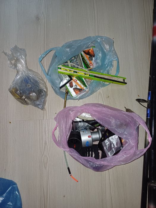 3 lansete + Accesorii diverse