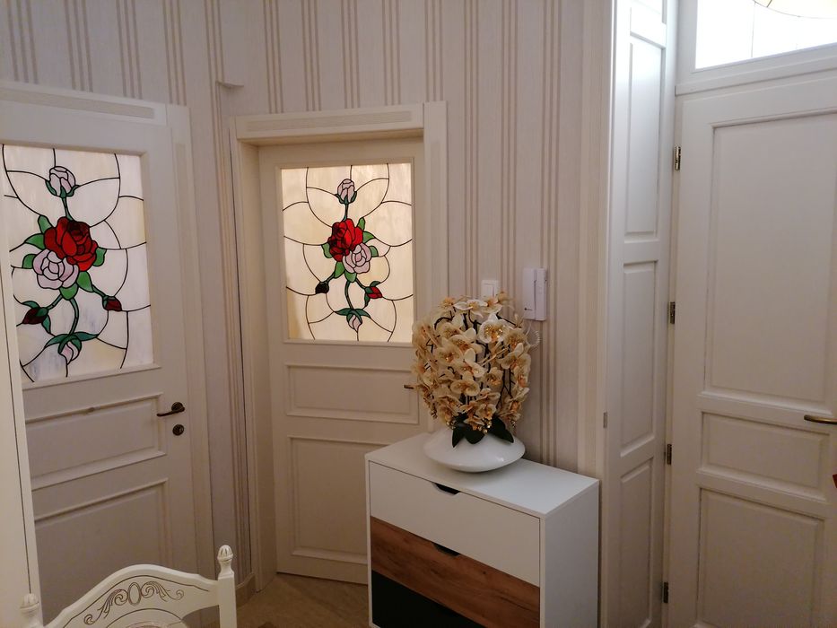 Vând Apartament  3 camere Ultracentral  "CASA ALBA"