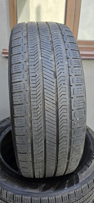 Срочно продам шины 235/55/19