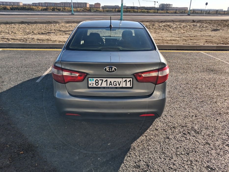 Kia Rio 1.6 бензин