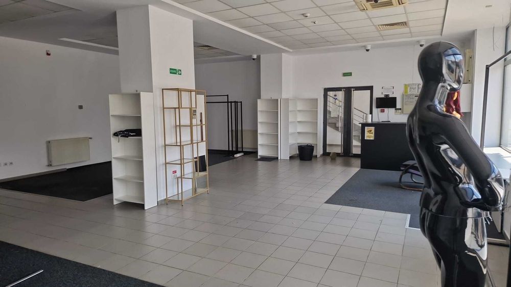Spatiu comercial liber la parter 160 mp si ETAJ CU  SPATIU DE JOACA inchiriat !