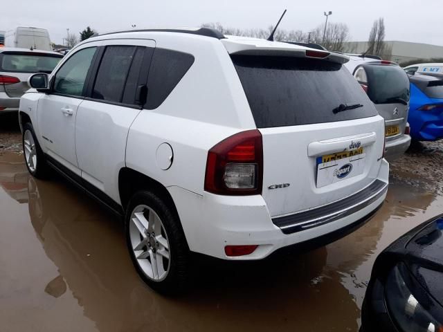 Dezmembrez Jeep Compass 1