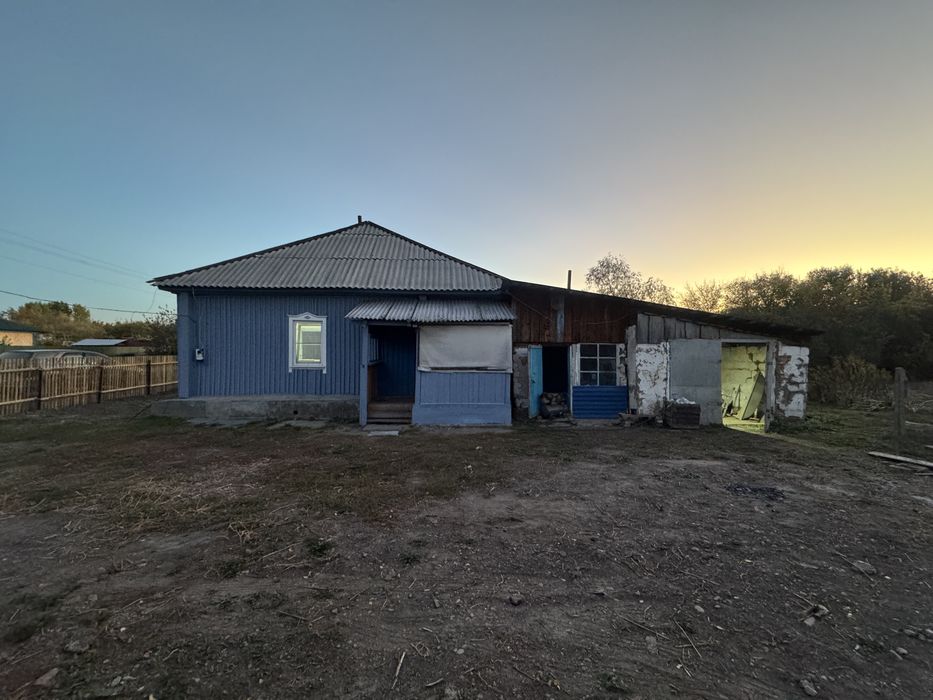 Продам ДОМ с. Уварово
