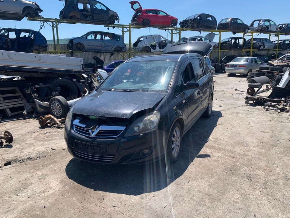 Dezmembrez Vauxhall Zafira - B (2005 - 2008), 1.9 cdti Z19DTH, manual, Z19DTH, MZ4