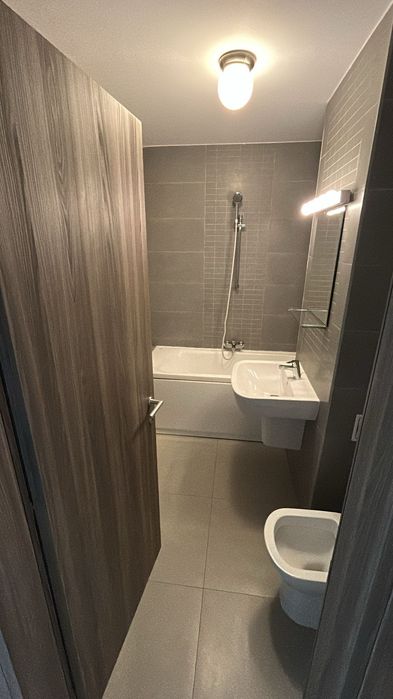 De închiriat – Garsoniera - Pod Ciurel- Splaiul Independenței