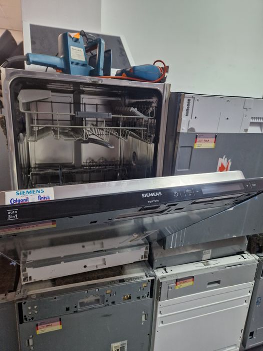 Съдомиялна за вграждане Siemens A+++ 14 комплекта