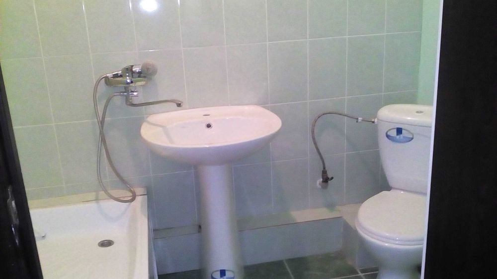 Дом на двух хозяев район Саяхата