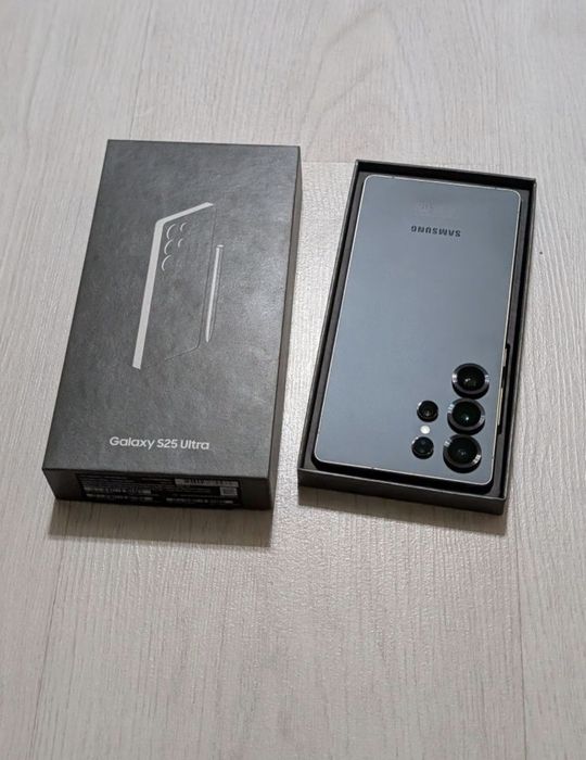 Продам Samsung S 25Ultra