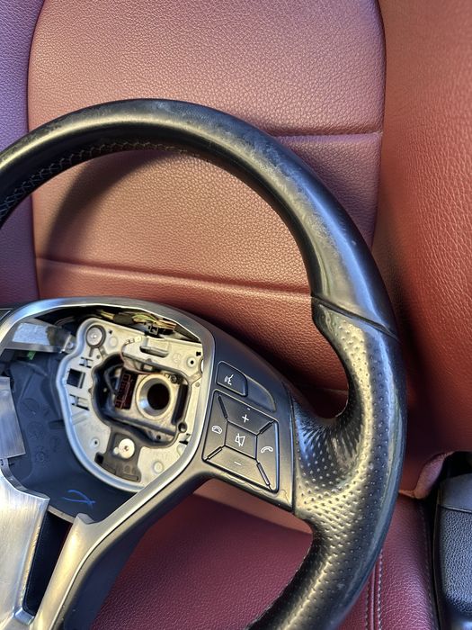 Volan cu comenzi Mercedes