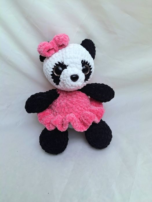 Сладурска панда плетена на една кука