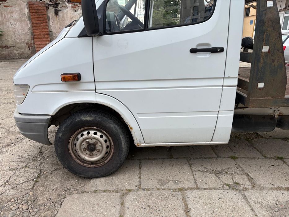 Mercedes Sprinter 99 2.9 autoplatforma
