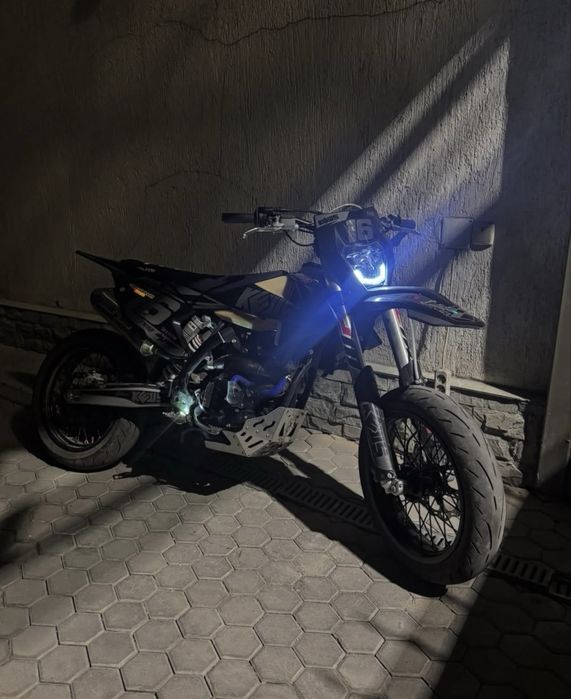 Kews k16 Supermoto nb300