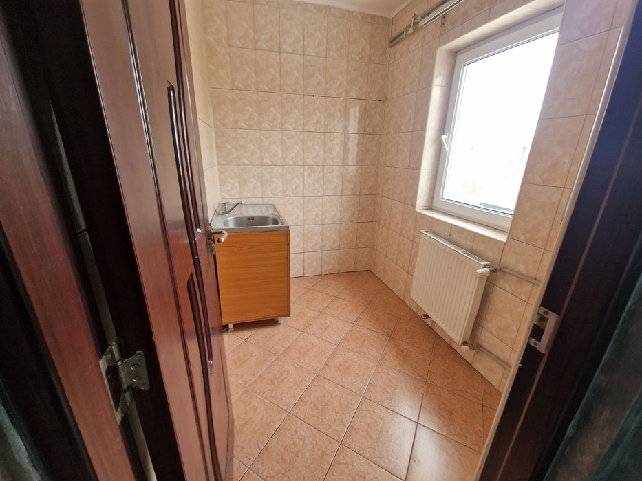 De vânzare Garsonieră 27mp zona[ KFC, Penny Market]