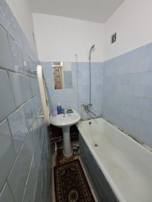 Срочно продается 2 х комнатная квартира