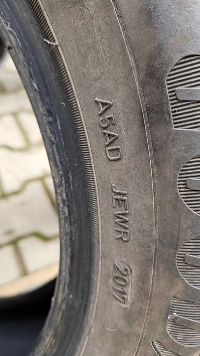 4 бр. зимни гуми GoodYear UltraGrip 9 185/65 R15 2018 г. 6 мм