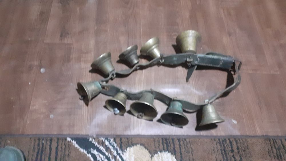 Vând centură de clopote