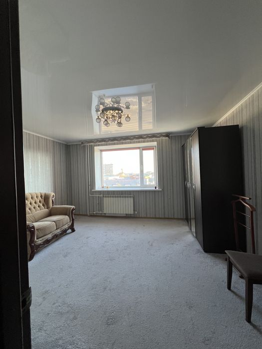 Жамбыла 200, 3-ком. Кв.