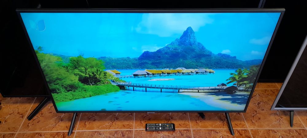 Samsung UE49NU7179 125 cm 49 Inch 4K UHD Smart TV