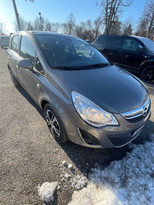 Opel Corsa D Active 2013 – 116.830 km reali, 2 seturi roți vara-iarna