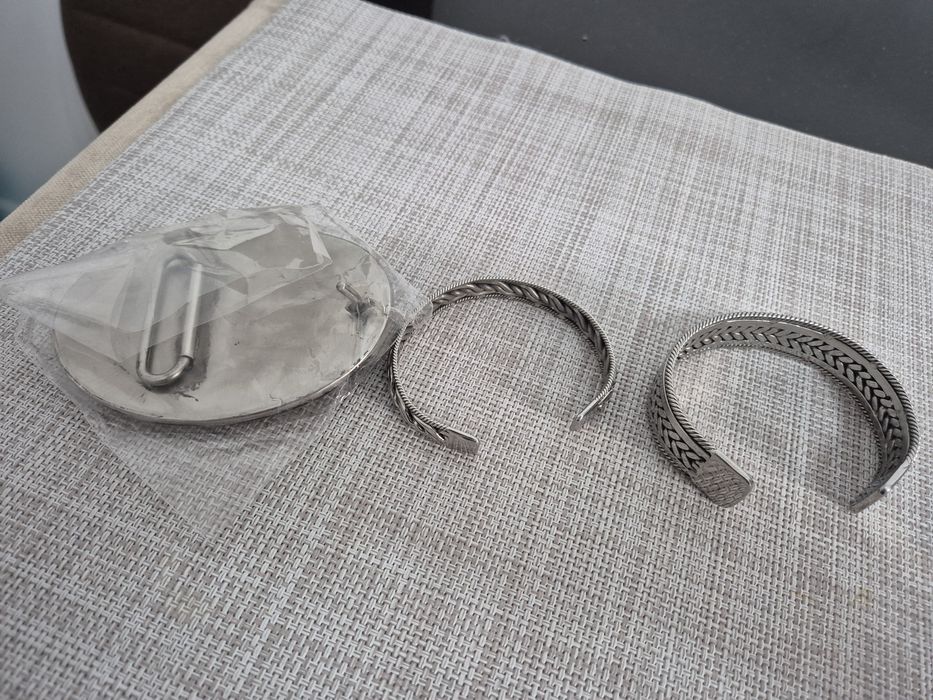 2 bratari inox stil thailandez executate manual si o catarama,