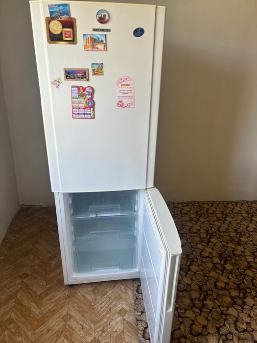 Продам холодильник
