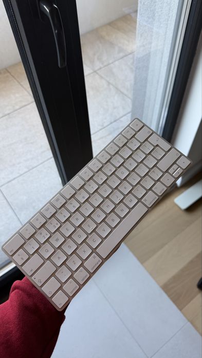 Apple Magic Keyboard 2