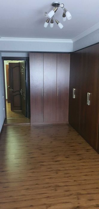 Ц 4, Ц4, Кашгар, Алайский 3/8/9 галерейка с ремонтом. 100 000 у.е.