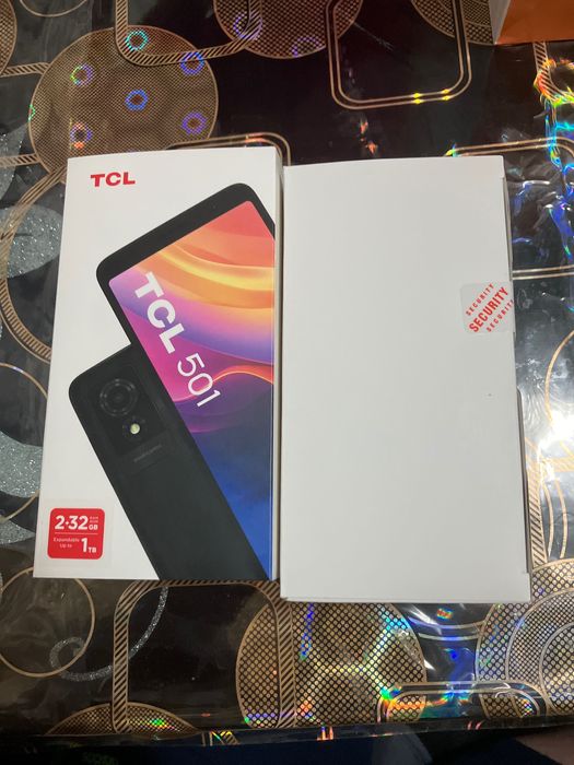 Vand telefon TCL 501