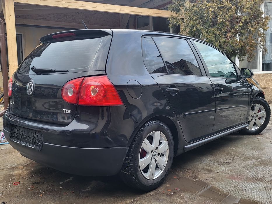 Golf 5 anul 2009 1.9 tdi 90cp
