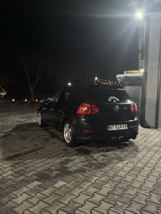 Vand golf 5 , anul 2007