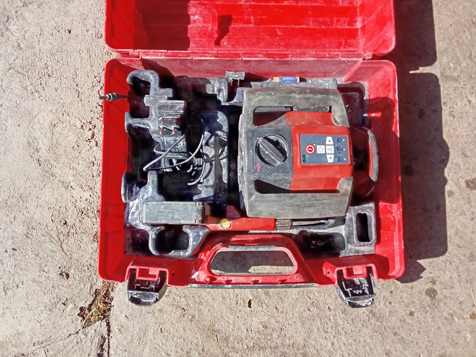 Laser profesional rotativ Hilti PR 35 fabricatie 2012