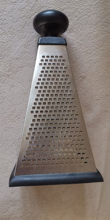Тёрка Vinzer Швейцария. Сталь FERRINOX18/10.