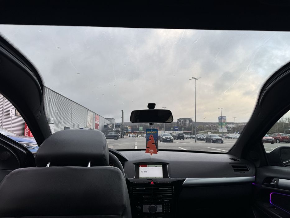 Opel Astra GTC / Schimb