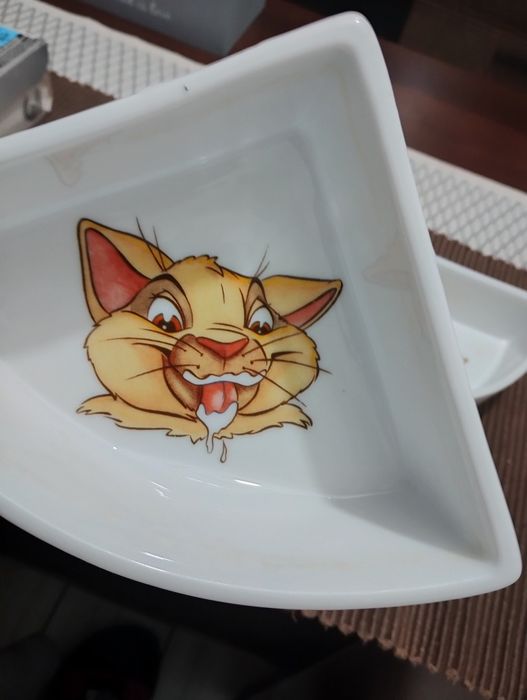 Boluri pisici portelan