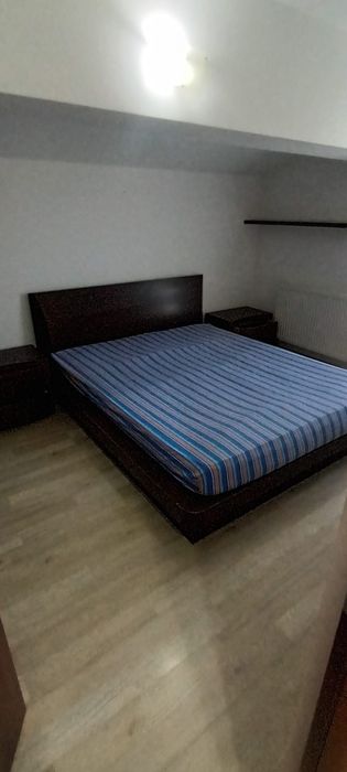Persoana fizica închiriez apartament decomandat cu 2 camere  mobilat și utilat