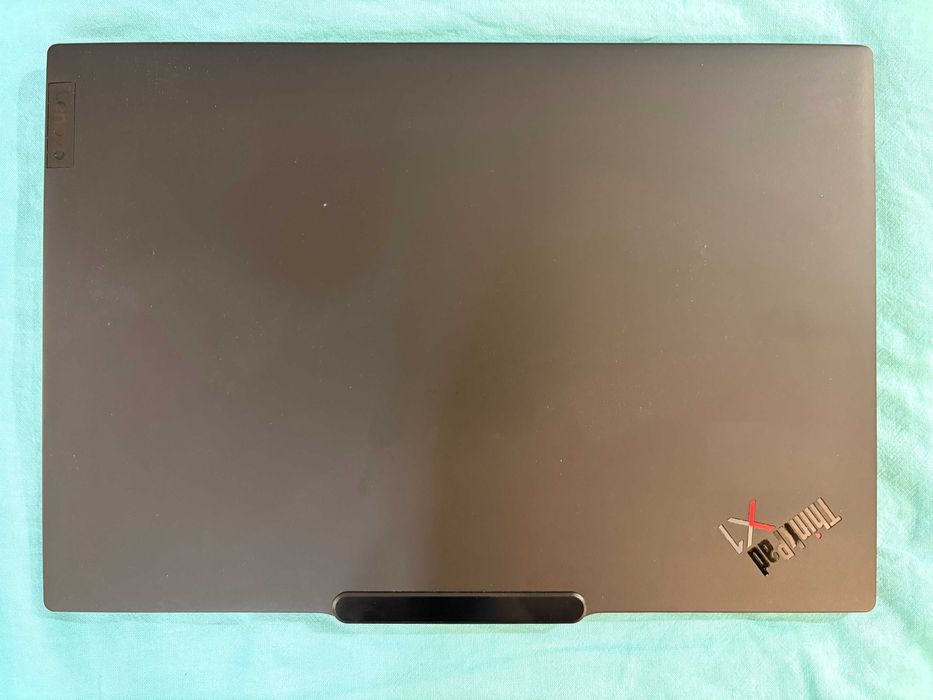 Lenovo ThinkPad X1 Carbon 12th Gen. 14"FHD+ ТЪЧ IPS, cpu Ultra 5, Ram 16 Gb, 512 Gb SSD NVMe, Гаранция до X. 2026г.