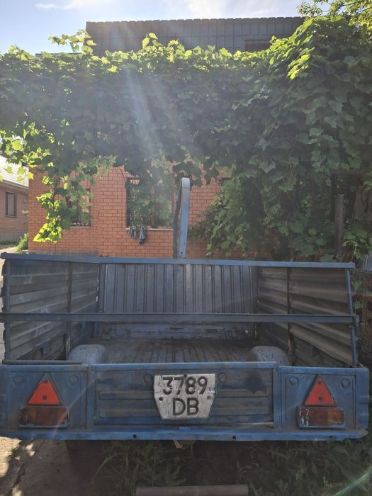 Продаётся два автоприцепа с техпаспортом