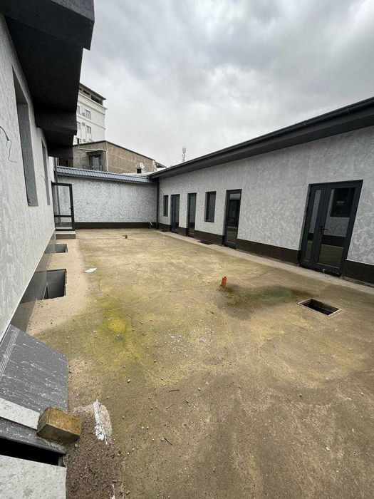 Аренда нежилого помещения 1200 м²