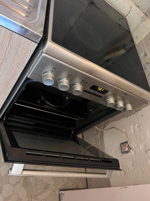 Готварска печка Electrolux, свободностояща