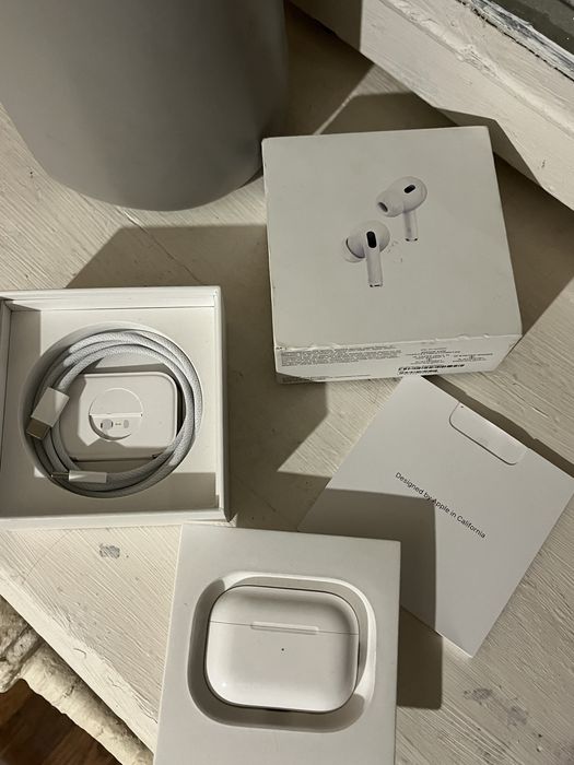 Айрподс про в отличном состояние