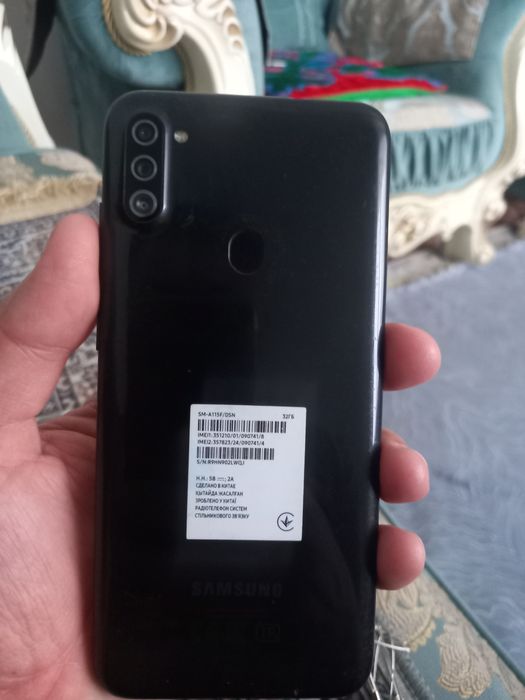 Продам Самсунг а 11