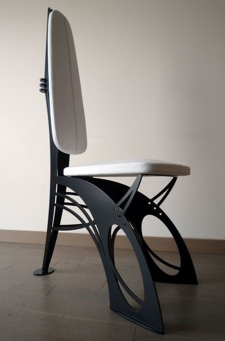 Mobilier birou metalic. Masa de living