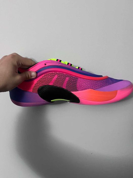 Маратонки Adidas DON ISSUE 6