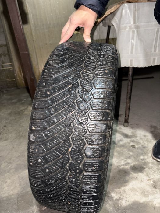 Продам зимние шины с дисками